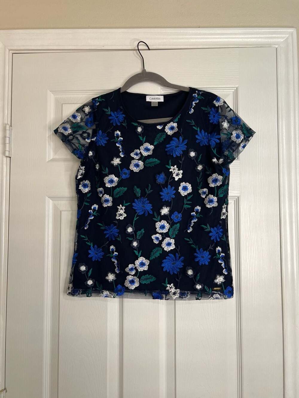 Calvin Klein Petite Floral-Embroidered Mesh Short Sleeve Top, Size PS